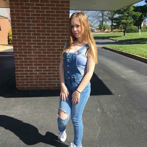 Meet your Posher, Luiza